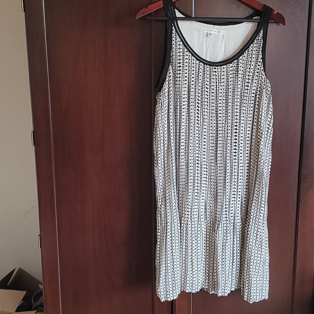 Max studio sleeveless dress
